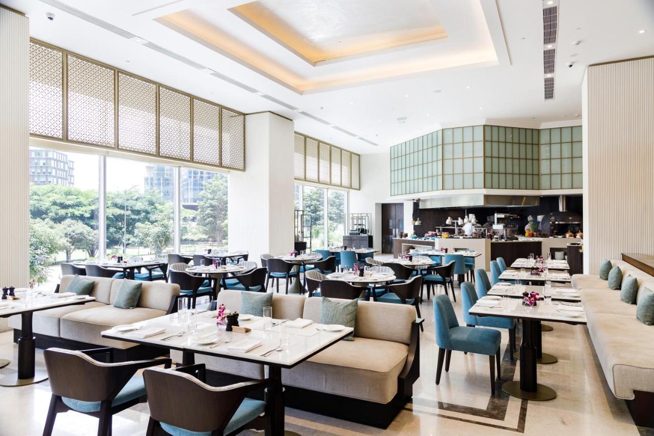 The Leela Bhartiya City Bengaluru Exterior photo