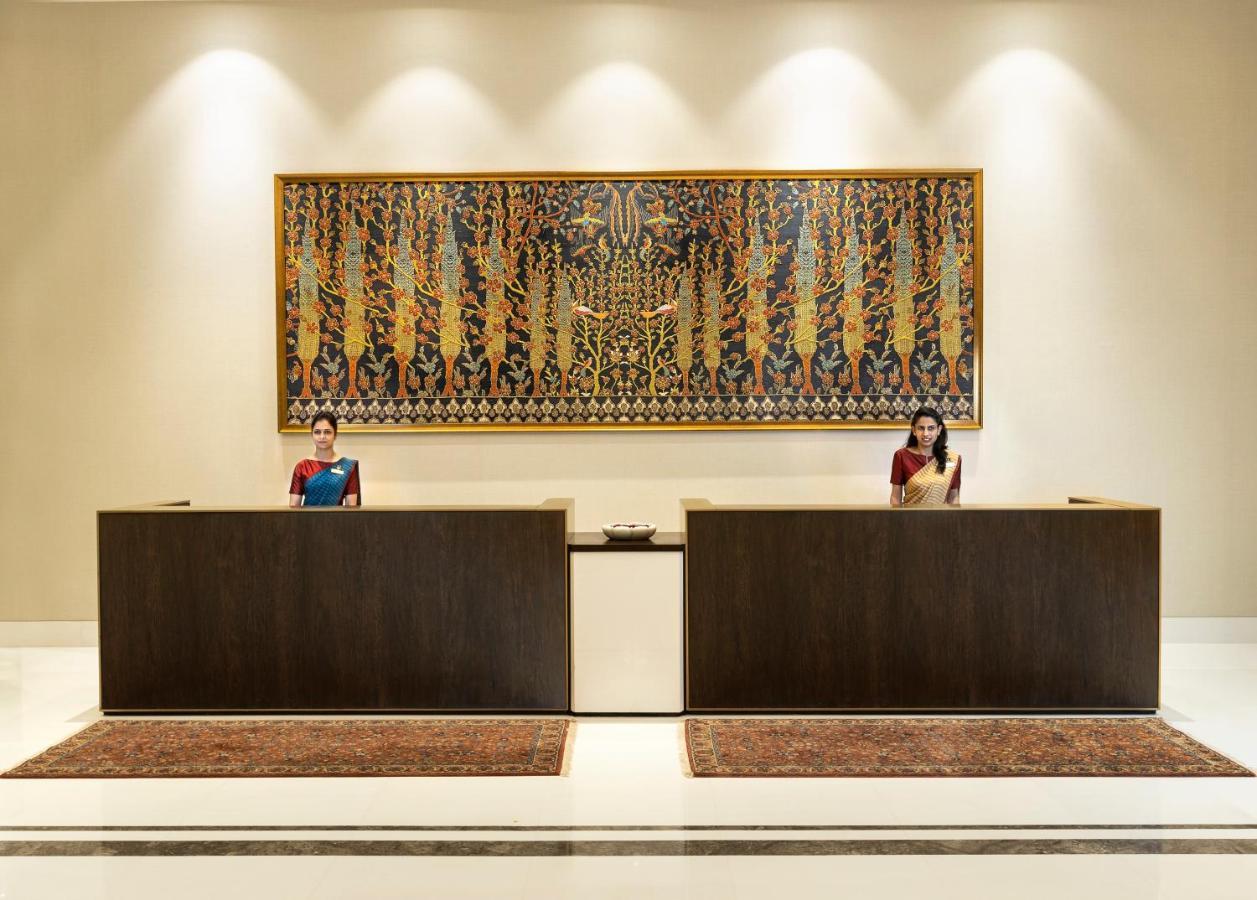 The Leela Bhartiya City Bengaluru Exterior photo