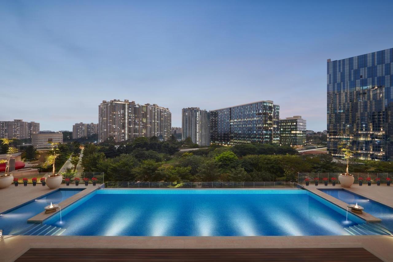 The Leela Bhartiya City Bengaluru Exterior photo
